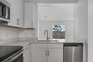 6357 Fairmont Ln, Palmetto, FL 34221 - Photo 4