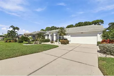 4304 Balmoral Way, Sarasota, FL 34238 - Photo 4