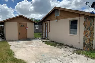 2118 1st Ave E, Palmetto, FL 34221 - Photo 4