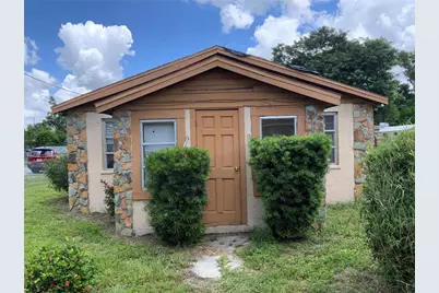 2118 1st Avenue E, Palmetto, FL 34221 - Photo 2