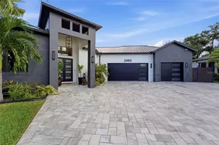 2462 Missara Ln, Sarasota, FL 34231 - Photo 6