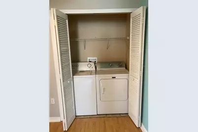 5541 Rosehill Road #101, Sarasota, FL 34233 - Photo 6
