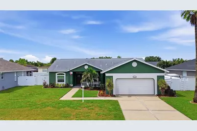 9301 71st Avenue E, Palmetto, FL 34221 - Photo 2