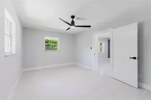 639 Hand Ave, Sarasota, FL 34232 - Photo 20