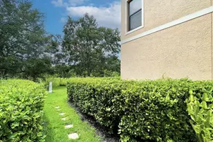 4218 Via Piedra Cir, Sarasota, FL 34233 - Photo 42