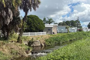 1601 Midlothian St, Sarasota, FL 34234 - Photo 16