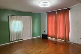 1601 Midlothian St, Sarasota, FL 34234 - Photo 8