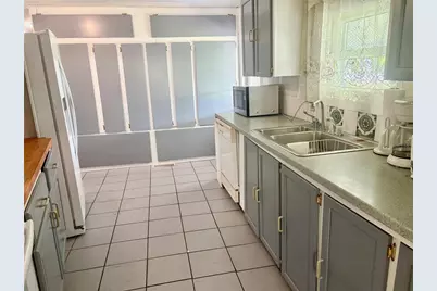 1601 Midlothian Street, Sarasota, FL 34234 - Photo 6