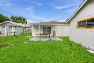 3913 W Cass St, Tampa, FL 33609 - Photo 22