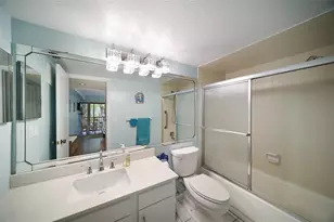 3705 E Bay Dr, Holmes Beach, FL 34217 - Photo 10