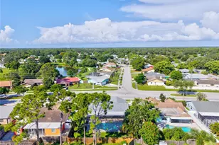 6617 Mauna Loa Blvd, Sarasota, FL 34241 - Photo 56