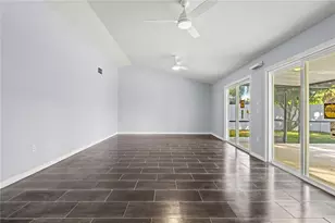 6617 Mauna Loa Blvd, Sarasota, FL 34241 - Photo 10