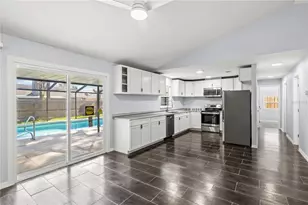 6617 Mauna Loa Blvd, Sarasota, FL 34241 - Photo 16