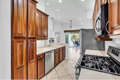 6393 Rookery Circle, Bradenton, FL 34203 - Photo 12