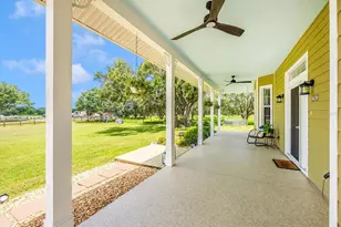 1901 Joshua Dr, Sarasota, FL 34240 - Photo 4