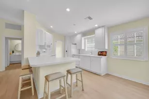 7564 Pesaro Dr, Sarasota, FL 34238 - Photo 6