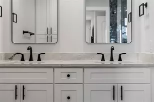 4800 Gulf of Mexico Dr, Longboat Key, FL 34228 - Photo 24