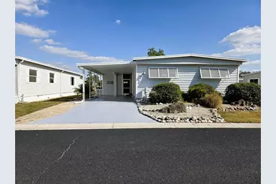 415 Oakwood Boulevard W, Sarasota, FL 34237 - Photo 2