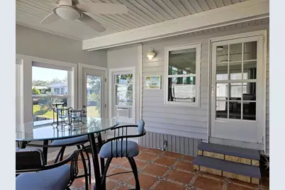 415 Oakwood Boulevard W, Sarasota, FL 34237 - Photo 38