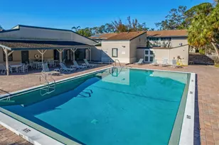 903 Byron Ln, Sarasota, FL 34243 - Photo 42