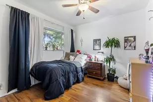 903 Byron Ln, Sarasota, FL 34243 - Photo 28