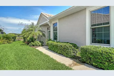 8306 Tartan Fields Circle, Bradenton, FL 34202 - Photo 8