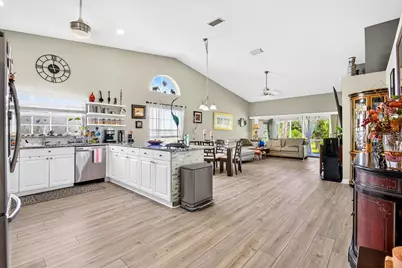 7124 Melrose Place, Bradenton, FL 34203 - Photo 16