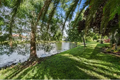 13950 Wood Duck Circle, Lakewood Ranch, FL 34202 - Photo 4