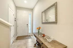 2627 Midnight Pearl Dr, Sarasota, FL 34240 - Photo 4