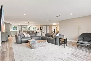 2303 Constitution Blvd, Sarasota, FL 34231 - Photo 24