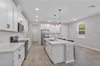 3000 Via Sienna Circle, Sarasota, FL 34243 - Photo 8