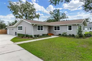 11304 Leprechaun Dr, Riverview, FL 33569 - Photo 1