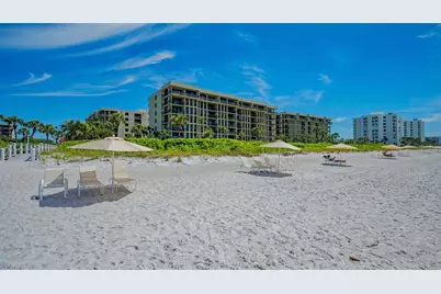 1075 Gulf Of Mexico Drive #303, Longboat Key, FL 34228 - Photo 72