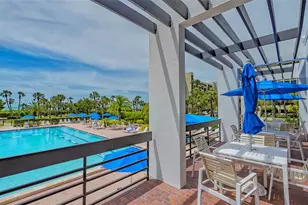 1075 Gulf of Mexico Dr, Longboat Key, FL 34228 - Photo 32