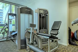 1075 Gulf of Mexico Dr, Longboat Key, FL 34228 - Photo 34