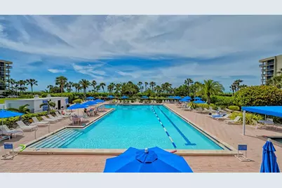 1075 Gulf Of Mexico Drive #303, Longboat Key, FL 34228 - Photo 64