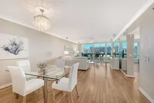 1075 Gulf of Mexico Dr, Longboat Key, FL 34228 - Photo 6