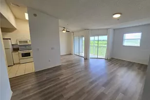 3607 E Bay Dr, Holmes Beach, FL 34217 - Photo 2
