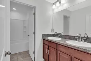 4924 Reflecting Pond Cir, Wimauma, FL 33598 - Photo 24