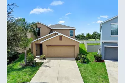 4924 Reflecting Pond Circle, Wimauma, FL 33598 - Photo 2