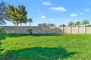 4924 Reflecting Pond Cir, Wimauma, FL 33598 - Photo 10