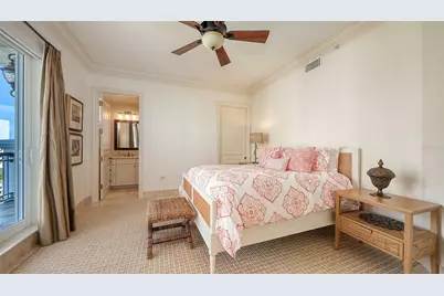 464 Golden Gate Point #702, Sarasota, FL 34236 - Photo 34