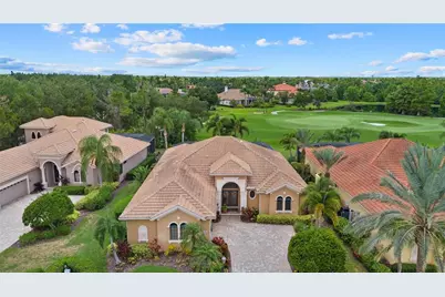 7058 Vilamoura Place, Lakewood Ranch, FL 34202 - Photo 2
