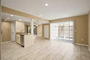 1006 Longfellow Ct, Sarasota, FL 34243 - Photo 12