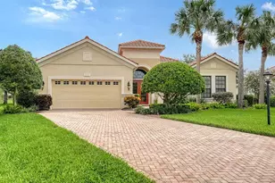 12717 Stone Ridge Pl, Lakewood Ranch, FL 34202 - Photo 2