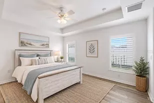 12610 Shimmering Oak Cir, Venice, FL 34293 - Photo 20