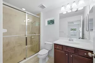 12610 Shimmering Oak Cir, Venice, FL 34293 - Photo 26