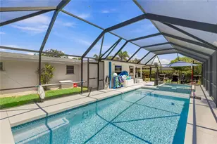 2560 Sunnyside St, Sarasota, FL 34239 - Photo 32