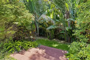 2560 Sunnyside St, Sarasota, FL 34239 - Photo 34