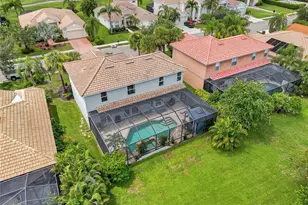 227 Heritage Isles Way, Bradenton, FL 34212 - Photo 2